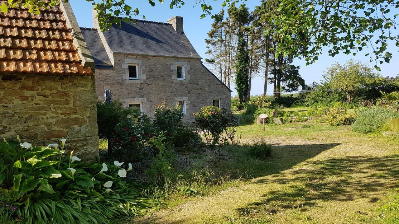 Fermette Villa Plounevez-Lochrist Exterior photo